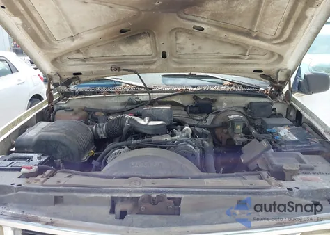 1997 Chevrolet C2500 Hd Fleetside из США, поврежденный, VIN 1GCGC29R3VE141447